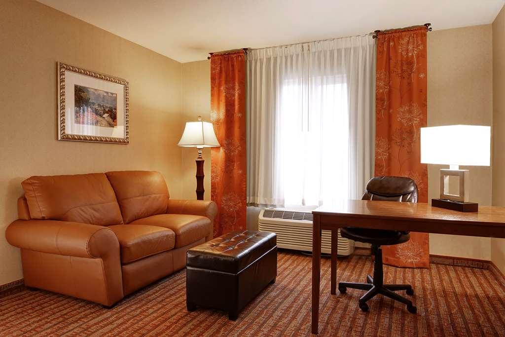 Phoenix Inn Suites อัลบานี ภายนอก รูปภาพ