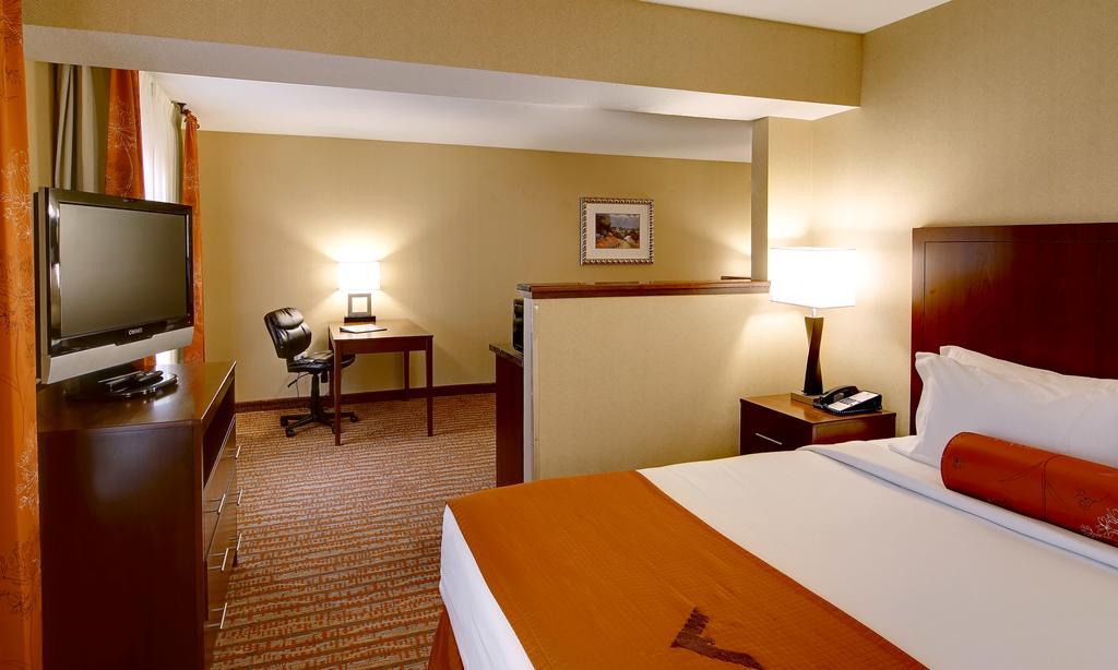 Phoenix Inn Suites อัลบานี ภายนอก รูปภาพ