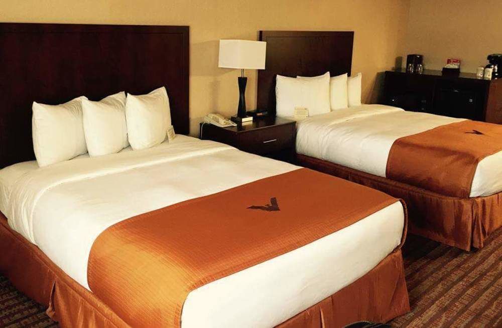 Phoenix Inn Suites อัลบานี ภายนอก รูปภาพ