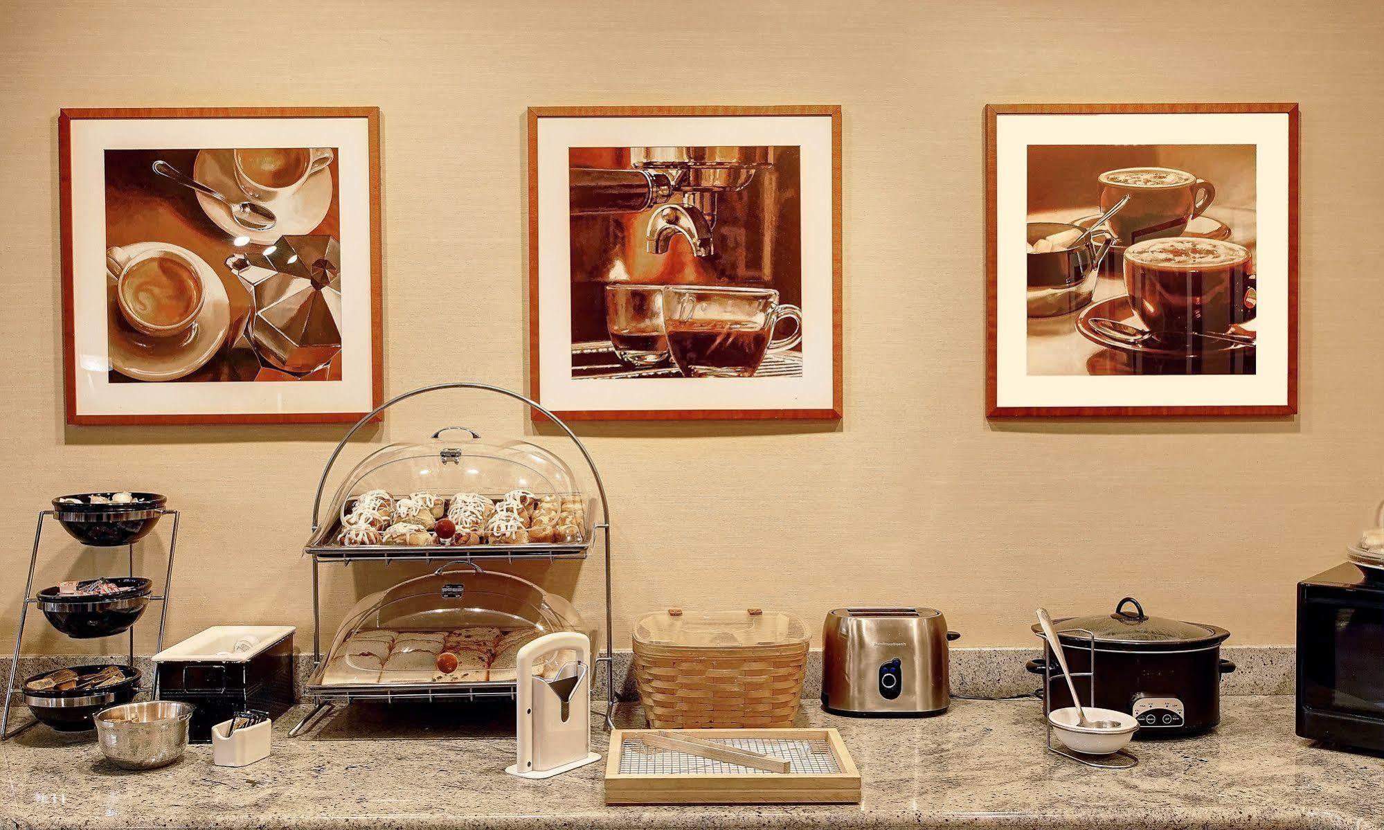 Phoenix Inn Suites อัลบานี ภายนอก รูปภาพ